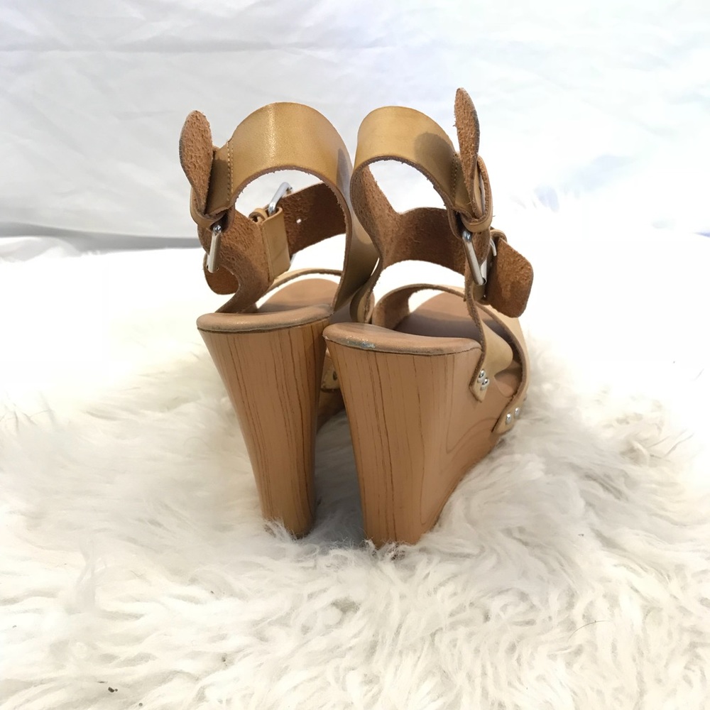 Coconut by Matisse Wooden Platform - Picture 3 of 4